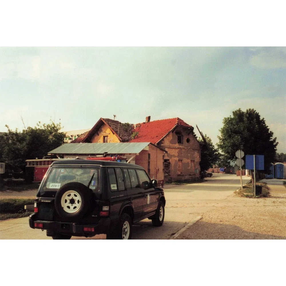 Vintage 1999 Bosnia SFOR NATO Headquarters Ilidža Photo Lot of 6 6x4 - Picture 5 of 6